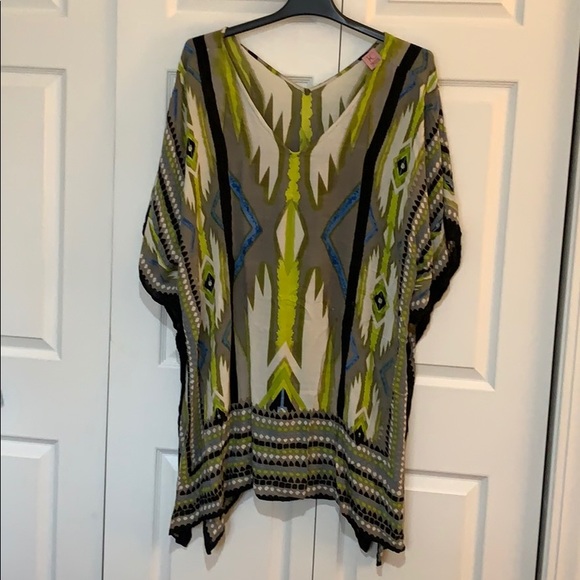 Theodora & Callum Tops - ⭐️Theodora and Callum one size fits all coverup